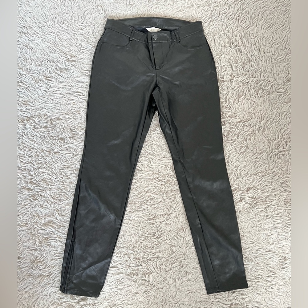 Decree NWT Black Faux Leather Skinny Pants Size 7